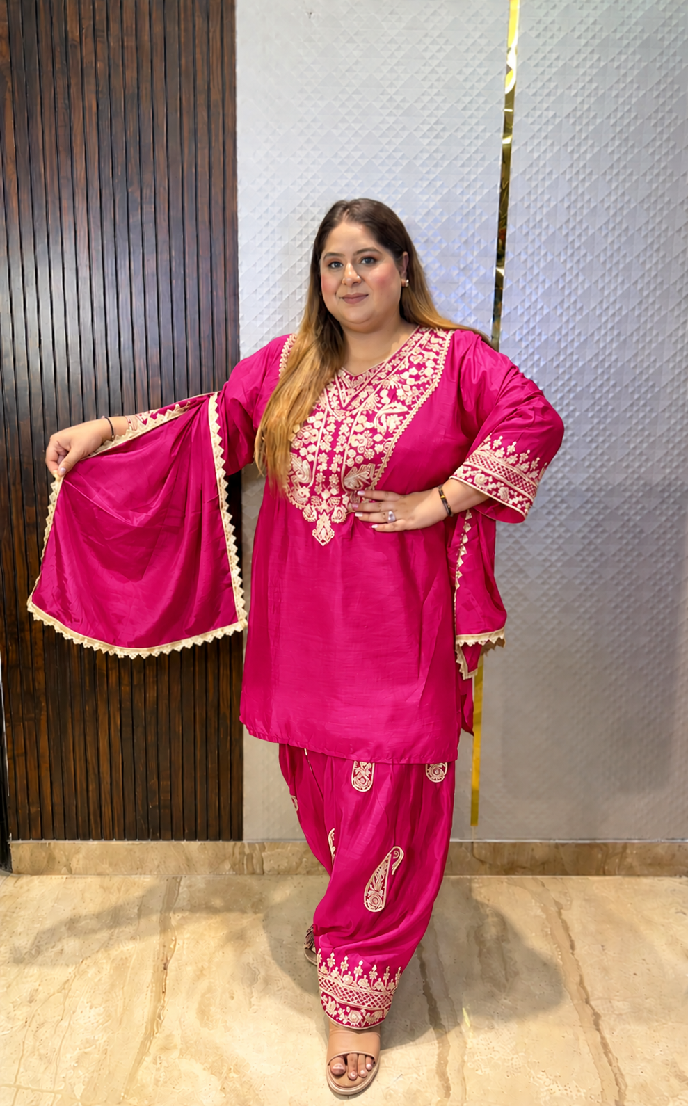 Shahana Farshi Suit Set