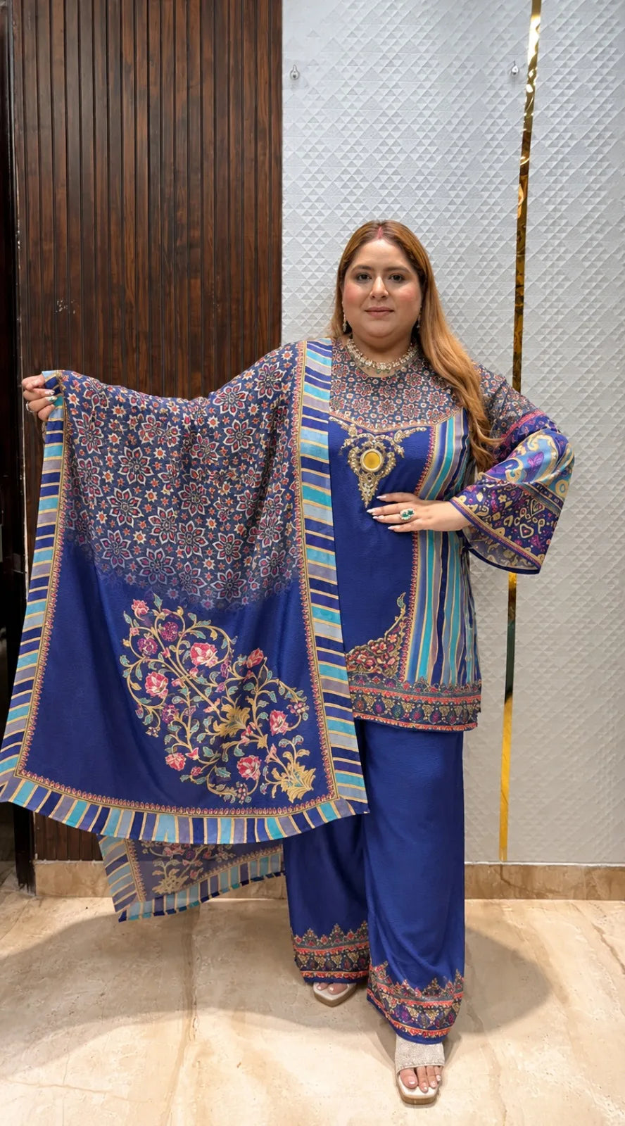 Tavishi Suit Set