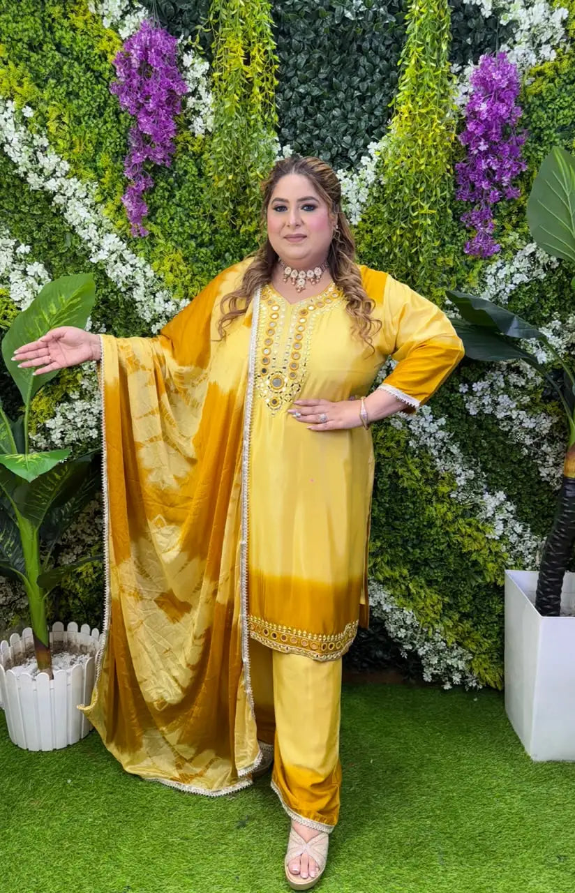 Adaara Suit Set