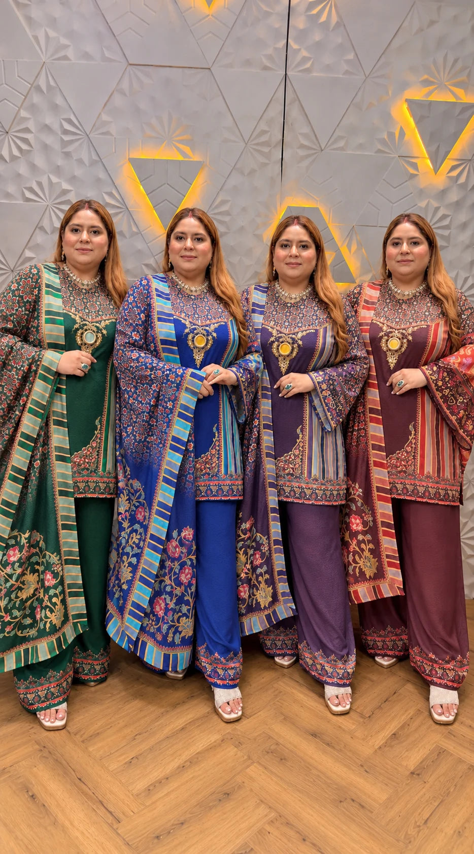 Tavishi Suit Set