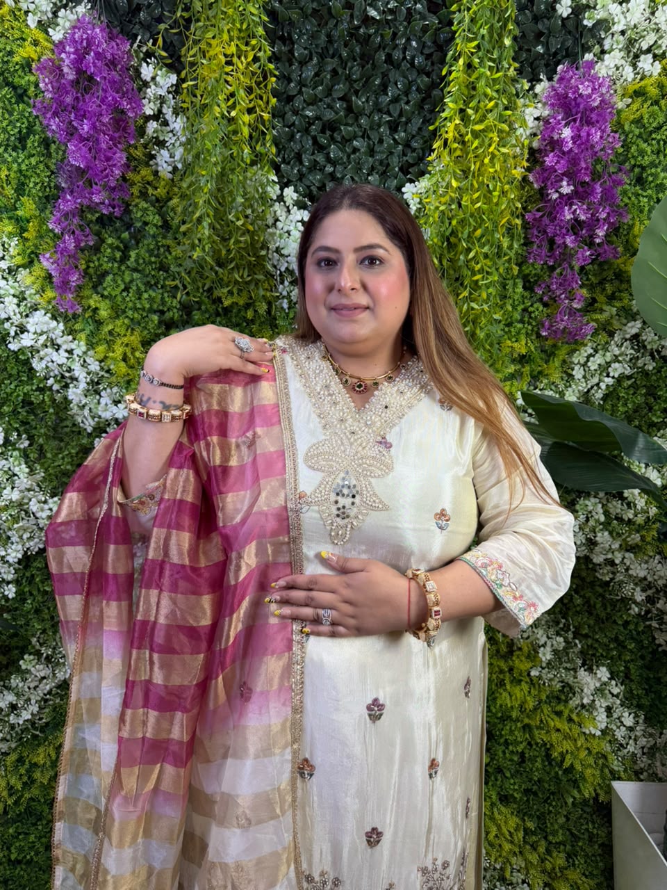 Rose Ivory Suit Set - View 2