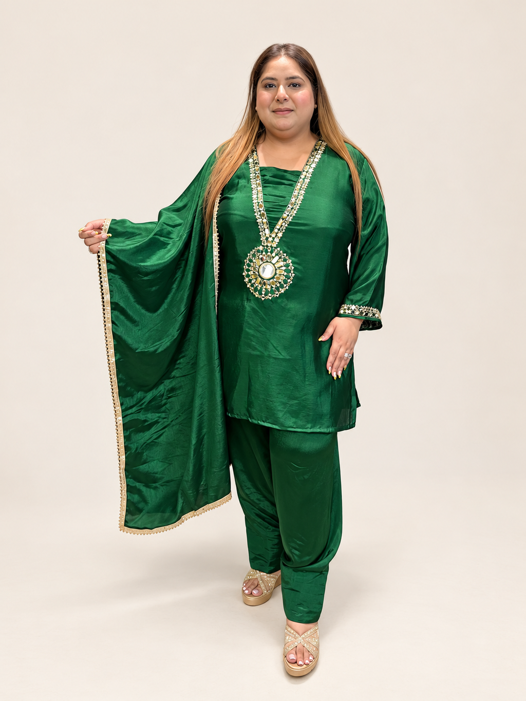 Tarini Farshi Suit - View 1